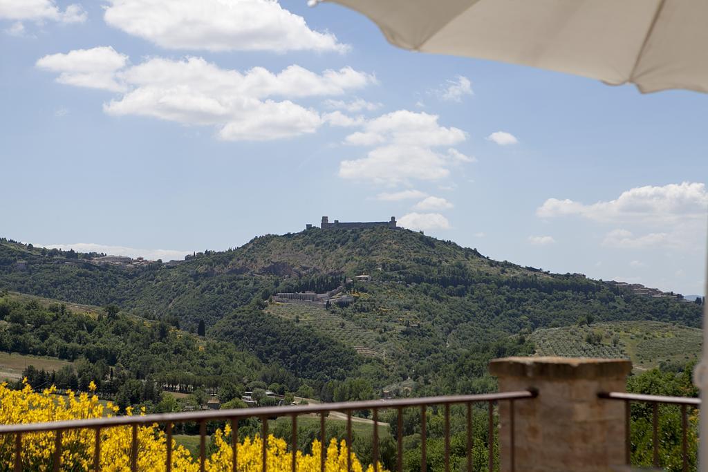 Aparthotel Re Artu Assisi Country Lifestyle Zewnętrze zdjęcie